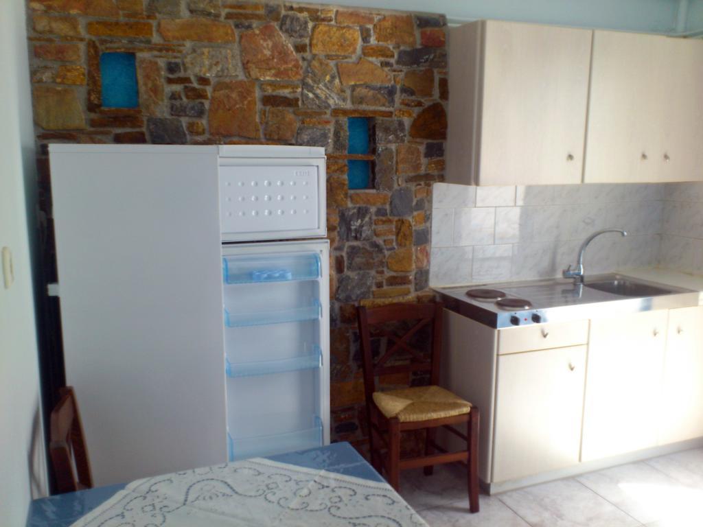 Foinikas Studios Mérichas Habitación foto